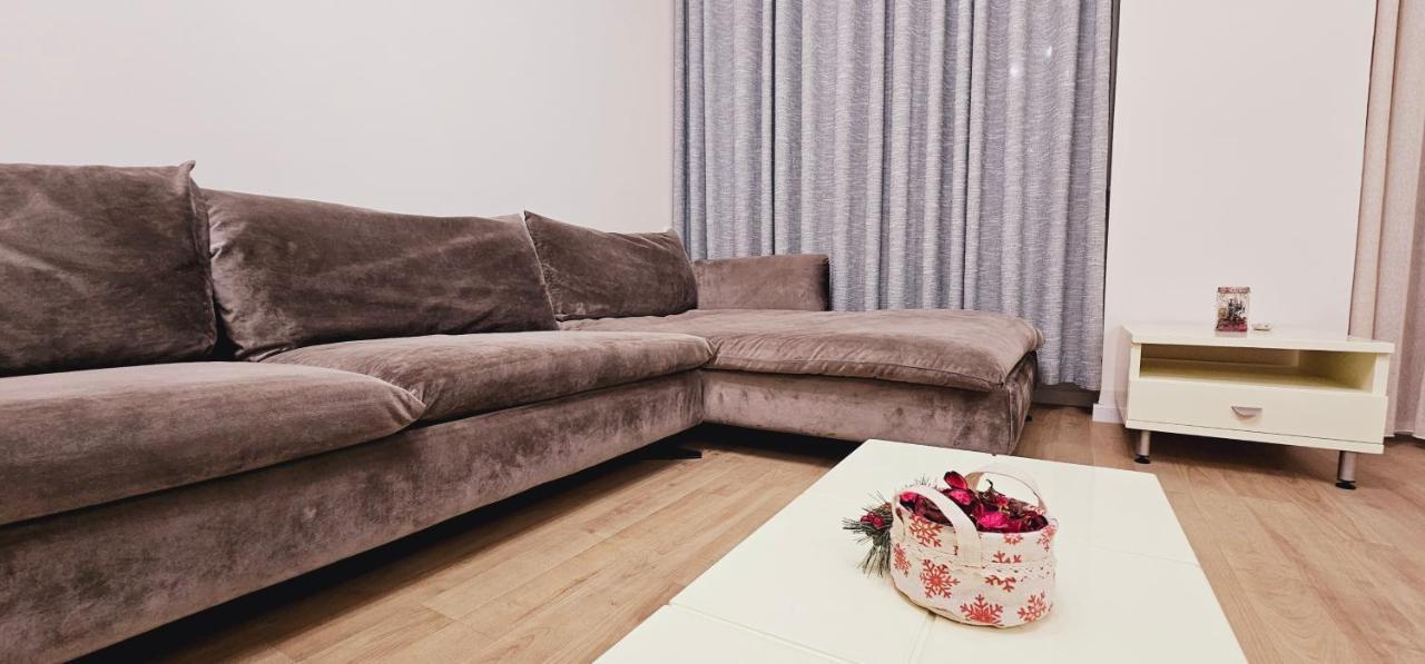 Discover Tirana From Our 3-Room Apartment With Free Parking-Komuna E Parisit Exteriér fotografie