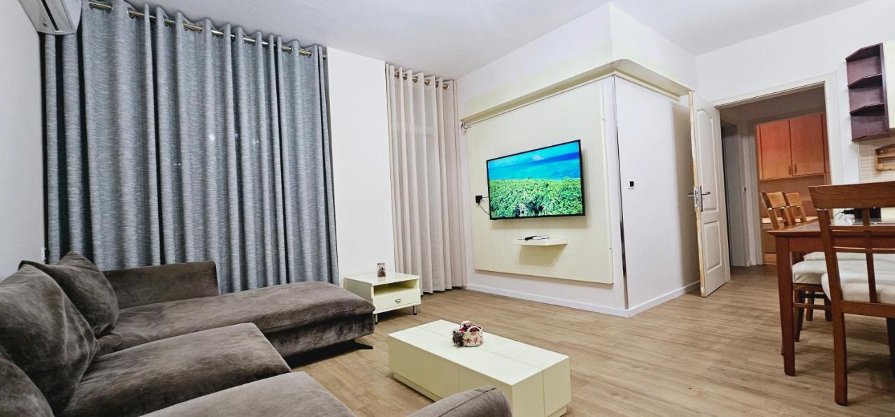 Discover Tirana From Our 3-Room Apartment With Free Parking-Komuna E Parisit Exteriér fotografie